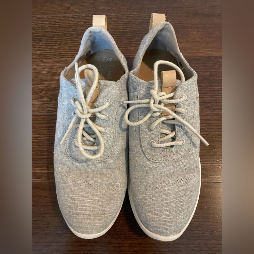 Toms grey (gray) sneakers - barely worn, like new! 7.5
